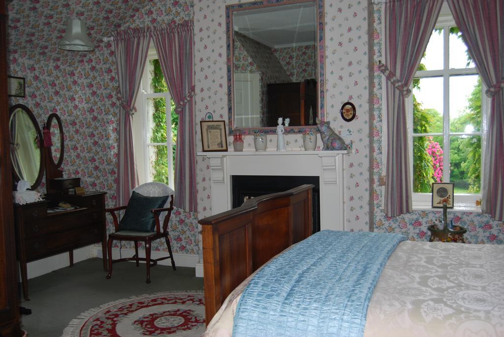 Grange Lodge Country House Dungannon Kamer foto